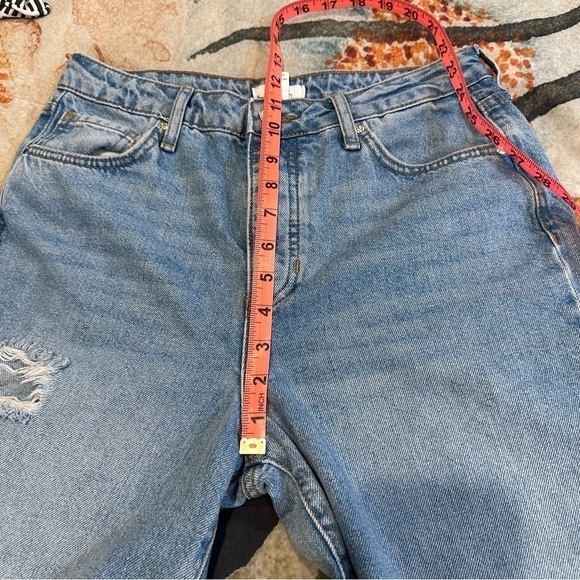 Forever 21 Premium high waisted distressed straight leg boyfriend jeans - Picture 10 of 14